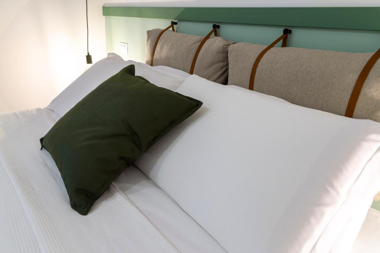 Stylish Apartment With An Arty Touch Fast Wifi Trieste Exteriör bild